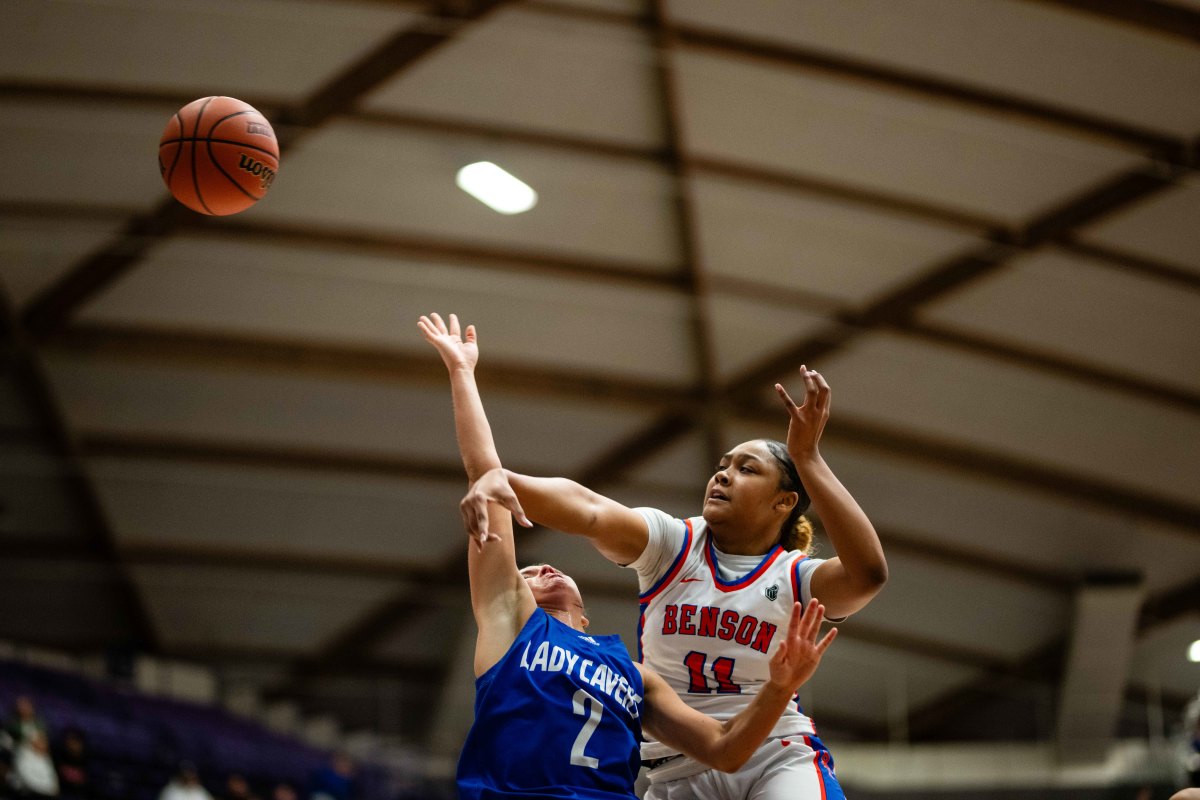 Benson Grants Pass 6A Oregon girls basketball quarterfinal 2024 Naji Saker -36